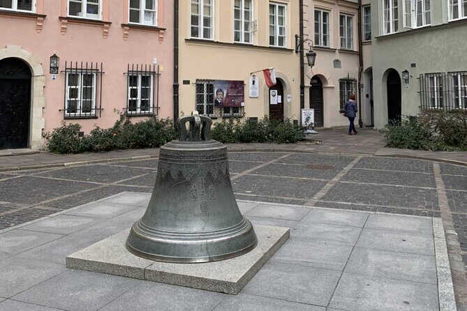 Warsaw's Old Town A Self-Guided Audio Tour - Starting at Sigismund’s Column and Royal Castle Square